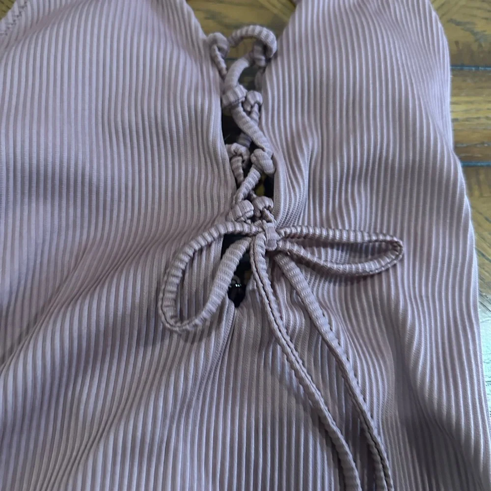 CUPSHE Solid Color V Neck Lace Up One Piece Swimsuit Size XS - Picture 6 of 10